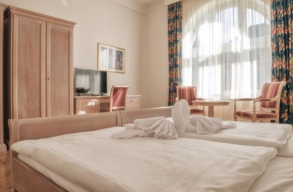 Augustenhof Bad Elster Extérieur photo